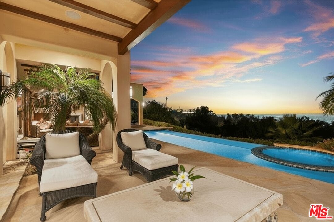 1740 Carla Ridge Beverly Hills, CA 90210 - Photo 19 of 36