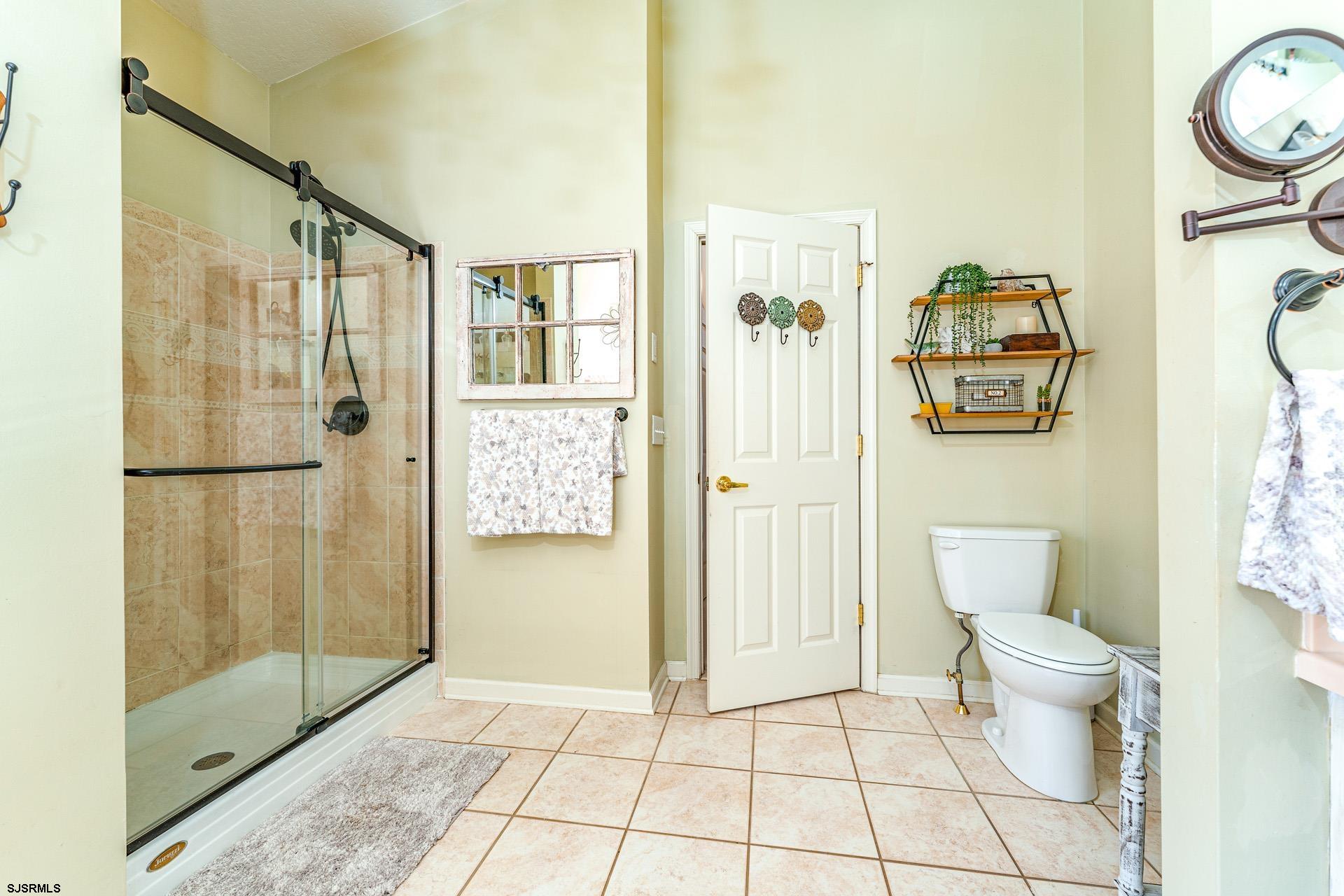 109 Warwick Road Galloway Township, NJ 08205 - Photo 20 of 37 Gallery Image 20