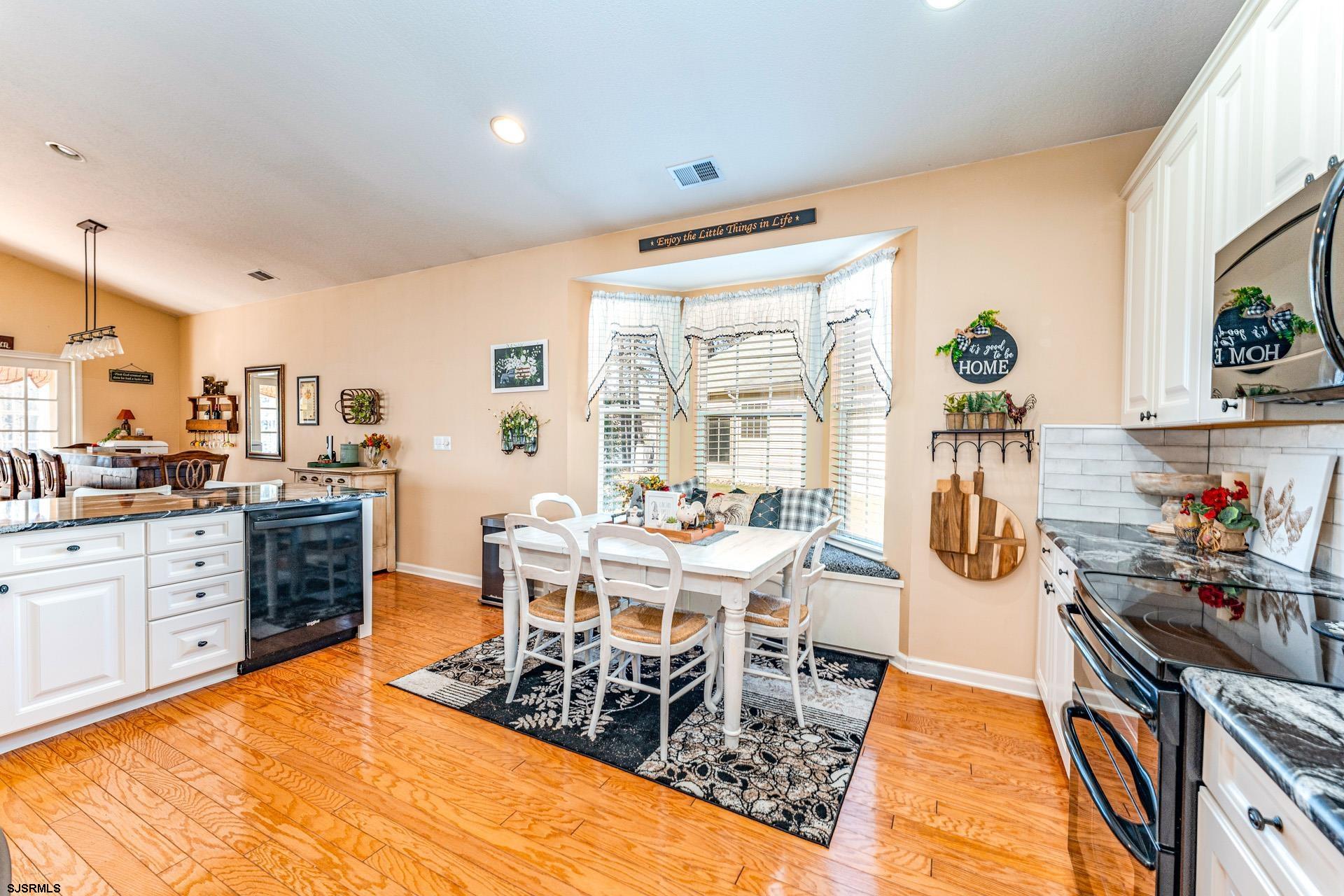 109 Warwick Road Galloway Township, NJ 08205 - Photo 10 of 37 Gallery Image 10