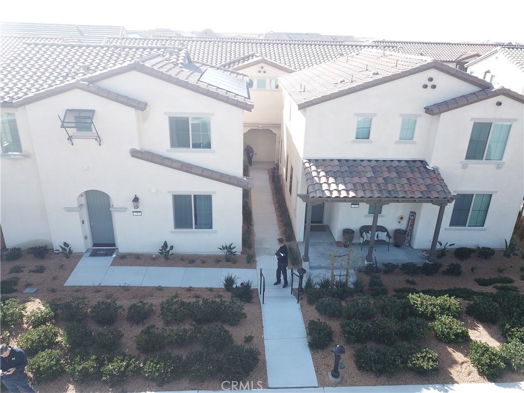 16670 Crocus Lane, Unit 1 Fontana, CA 92336 - Photo 1 of 32