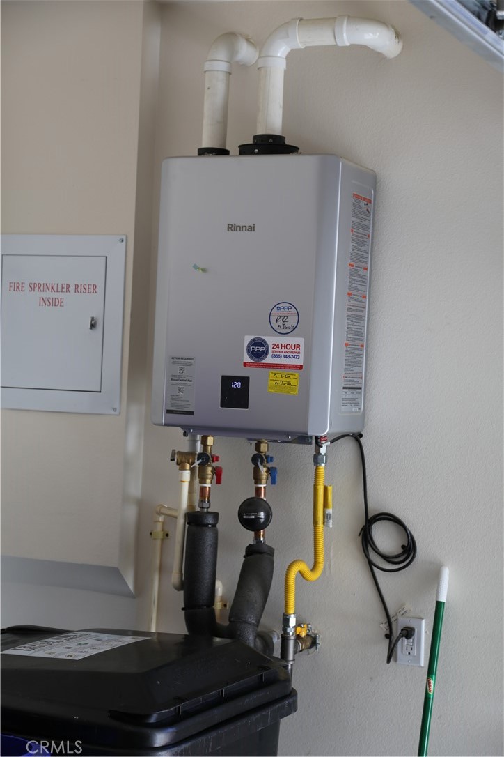 16670 Crocus Lane, Unit 1 Fontana, CA 92336 - Photo 22 of 32