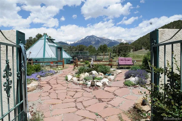 $989,750 | 16550 West Us Highway, Salida, CO 81201