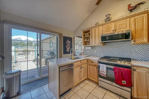 $989,750 | 16550 West Us Highway, Salida, CO 81201