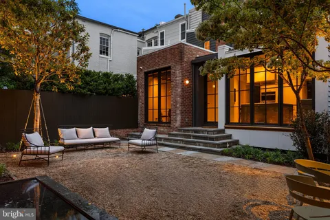 a view of outdoor space yard and patio