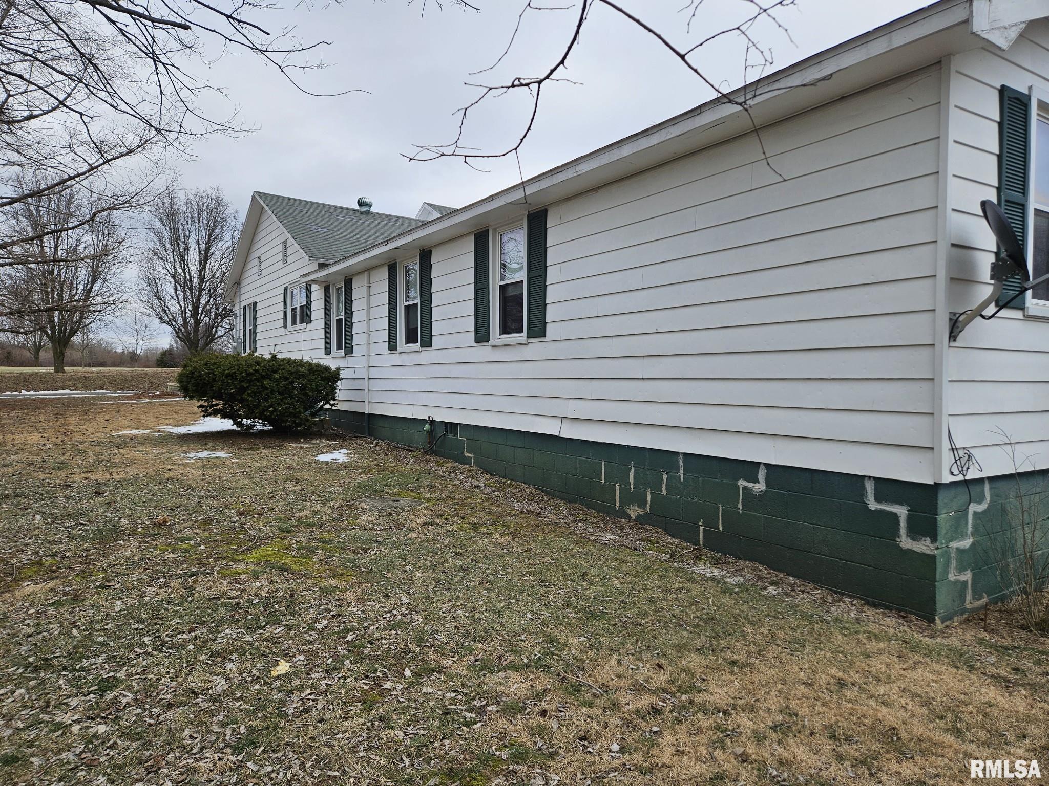 1600 Patriot Road Centralia, IL 62801 - Photo 3 of 22 Gallery Image 3