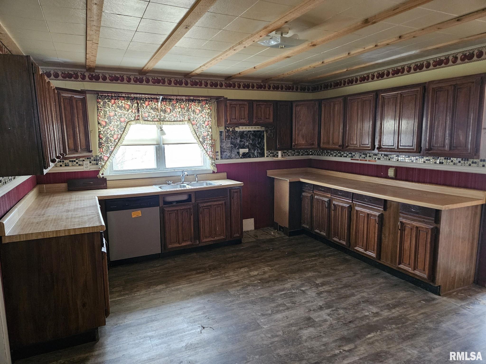 1600 Patriot Road Centralia, IL 62801 - Photo 8 of 22 Gallery Image 8