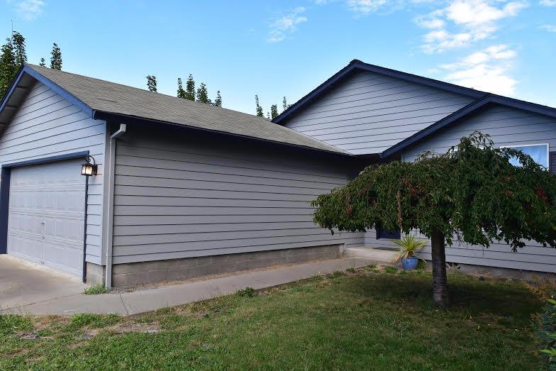 653 Southwest Balsam Road Grants Pass, OR 97526 - Photo 2 of 18 Additional Photo