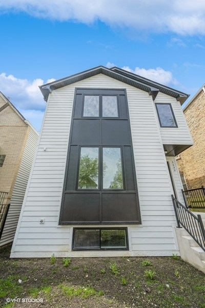 1630 North Springfield Avenue Chicago, IL 60647 - Photo 2 of 48