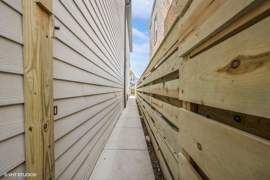 1630 North Springfield Avenue Chicago, IL 60647 - Photo 5 of 48