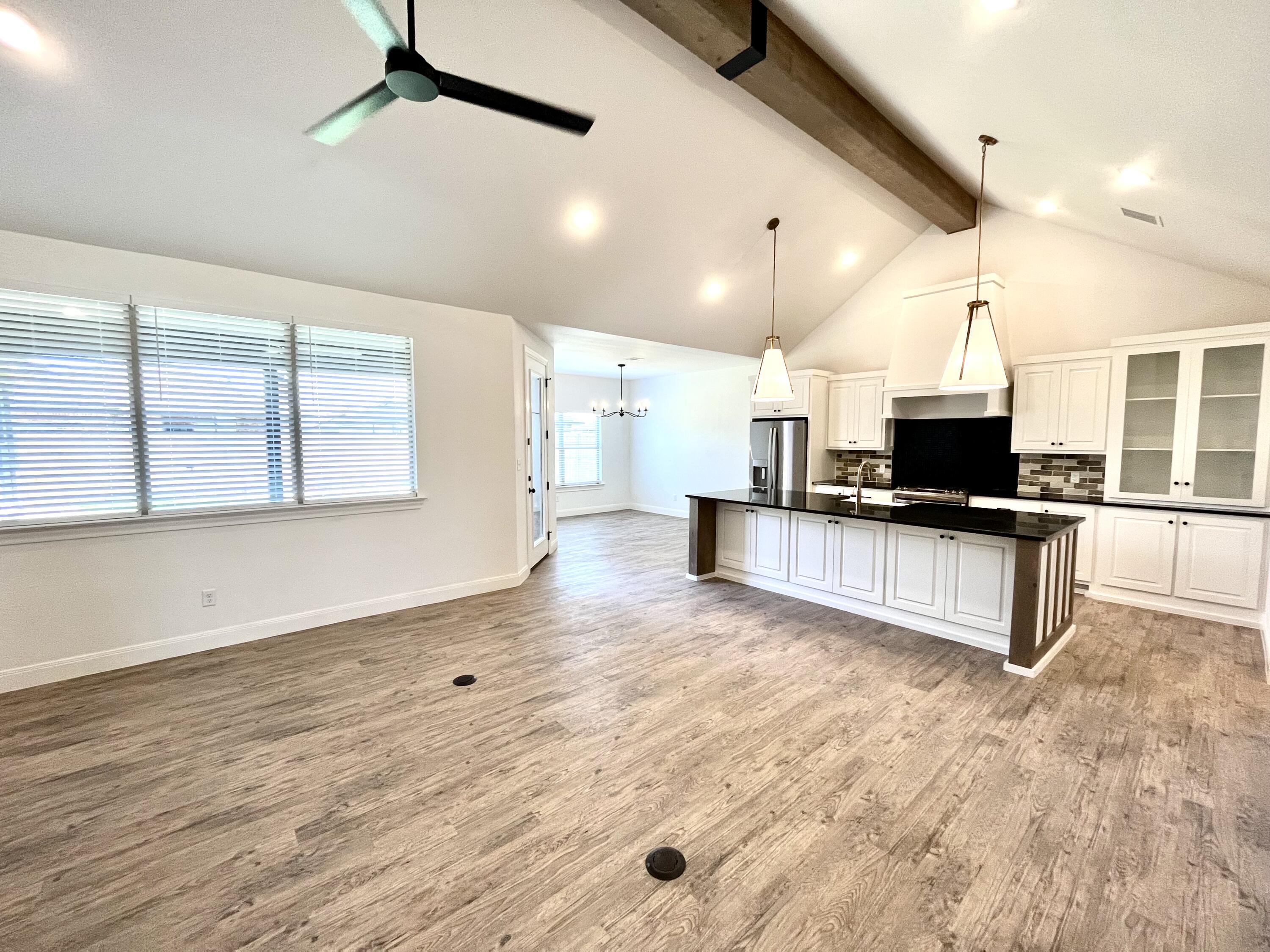 5603 117th Street Lubbock, TX 79424 - Photo 2 of 24 Photo Jul 11, 2 45 43 PM