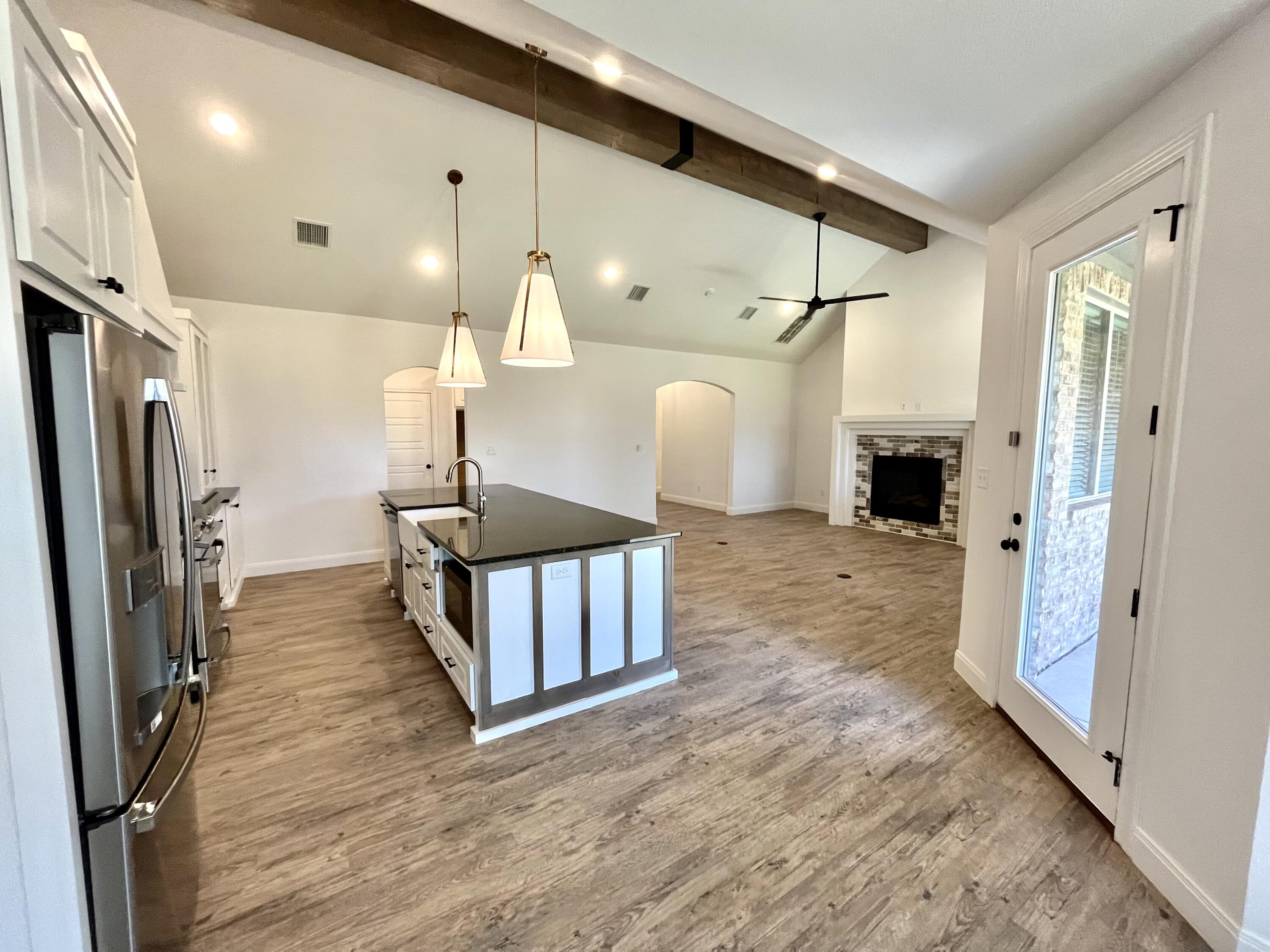 5603 117th Street Lubbock, TX 79424 - Photo 4 of 24 Photo Jul 11, 2 46 15 PM