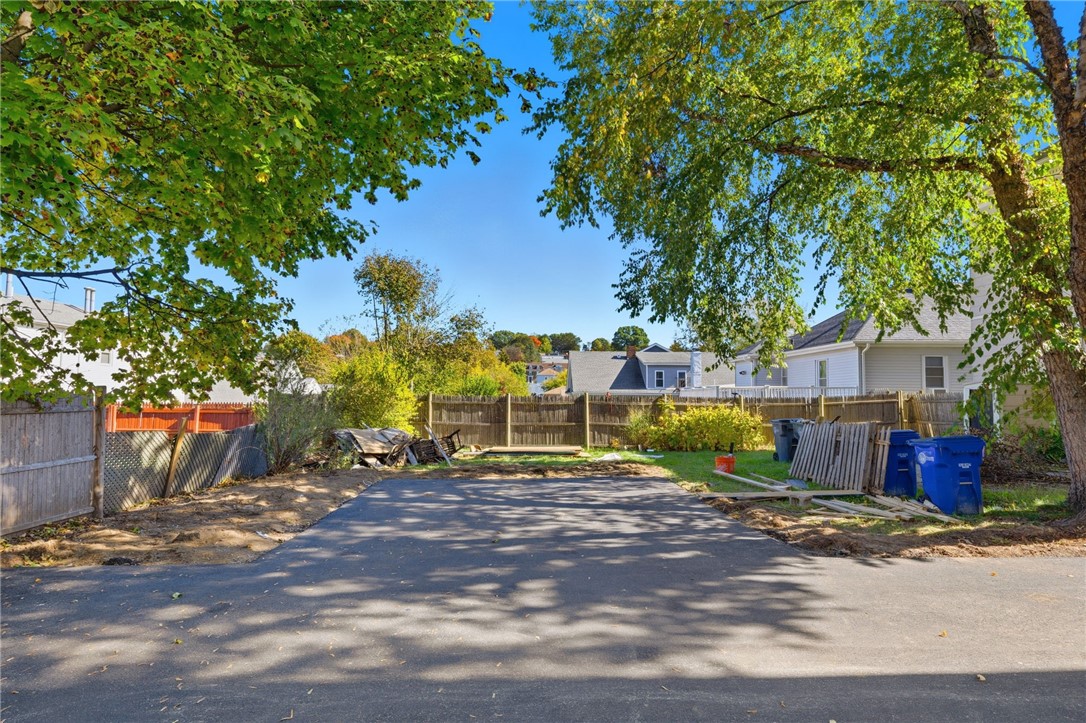 16 Raphael Avenue Providence, RI 02904 - Photo 6 of 50 Gallery Image 6