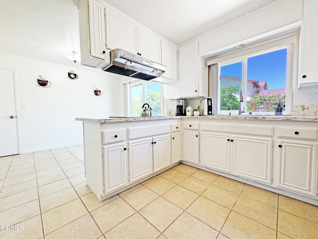 2401 El Portal Way Oxnard, CA 93035 - Photo 8 of 52 Gallery Image 8
