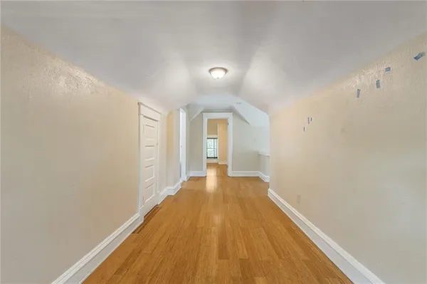 $299,000 | 3810 Wyandotte Street, Kansas City, MO 64111