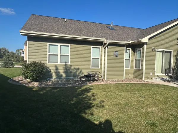 $389,900 | 2206 Blue Stem Lane, De Pere, WI 54115