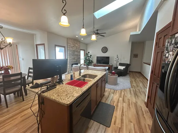 $389,900 | 2206 Blue Stem Lane, De Pere, WI 54115