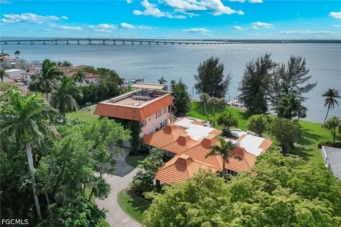 $3,950,000 | 3788 Harold Avenue, Fort Myers, FL 33901