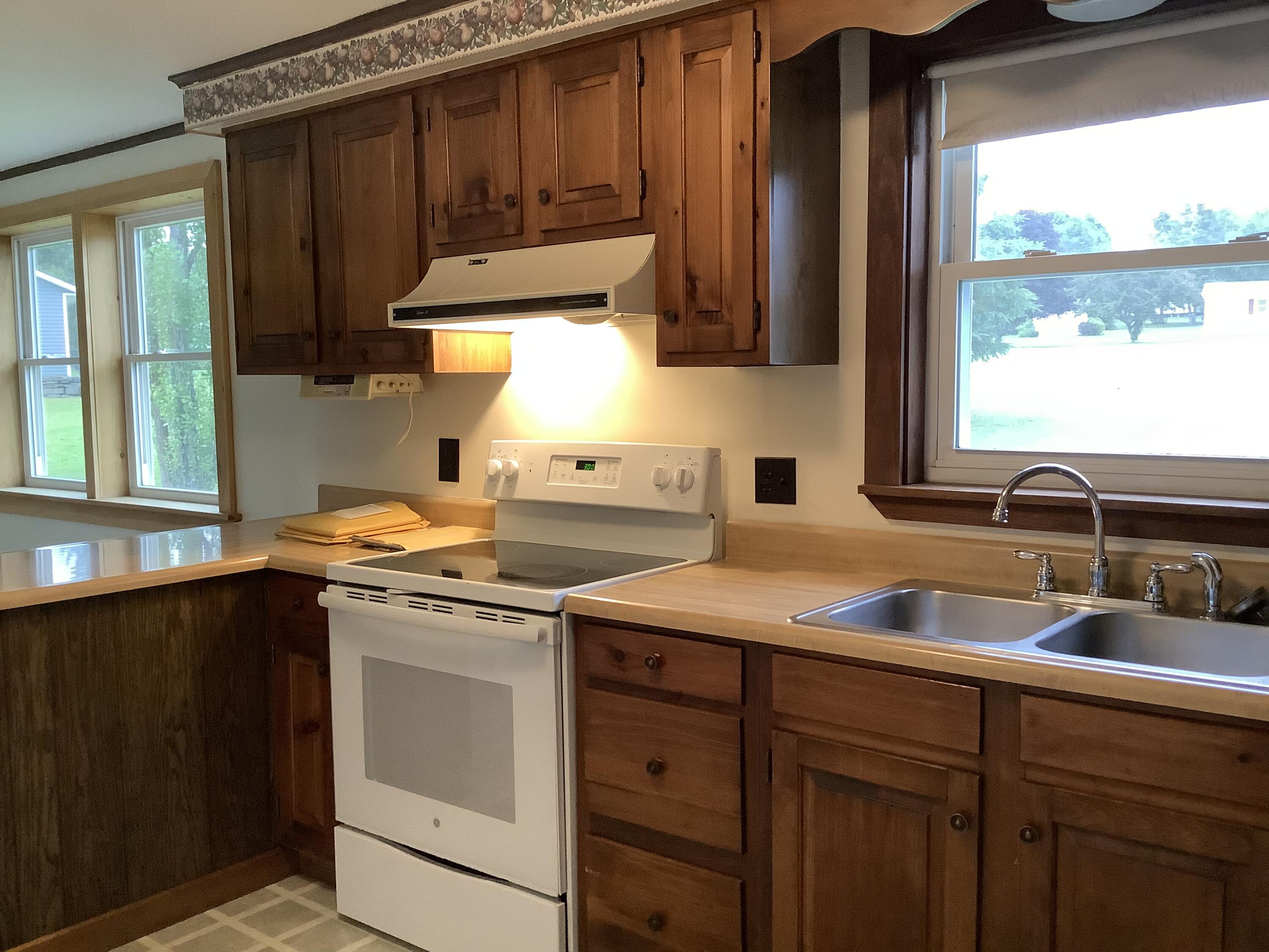 63 Allen Farm Road Ashland, ME 04732 - Photo 5 of 47 2C26902F-AA37-4AE3-B907-B30E463FB698