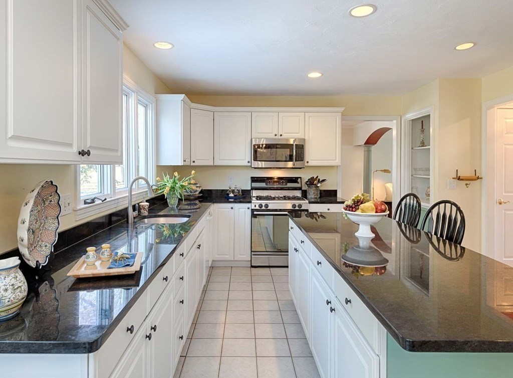 2 Edson Road Natick, MA 01760 - Photo 11 of 42 Gallery Image 11