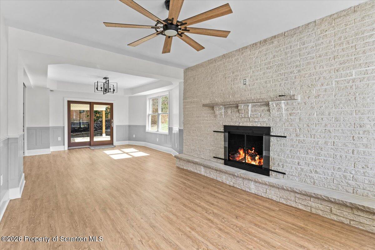 138 Spring Street Carbondale, PA 18407 - Photo 5 of 45 26-Living Room & Dining Room