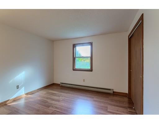104 Benjamin Road Shirley, MA 01464 - Photo 12 of 30