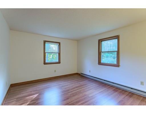 104 Benjamin Road Shirley, MA 01464 - Photo 15 of 30