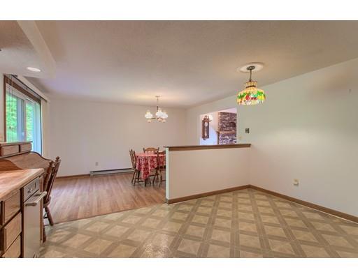104 Benjamin Road Shirley, MA 01464 - Photo 5 of 30