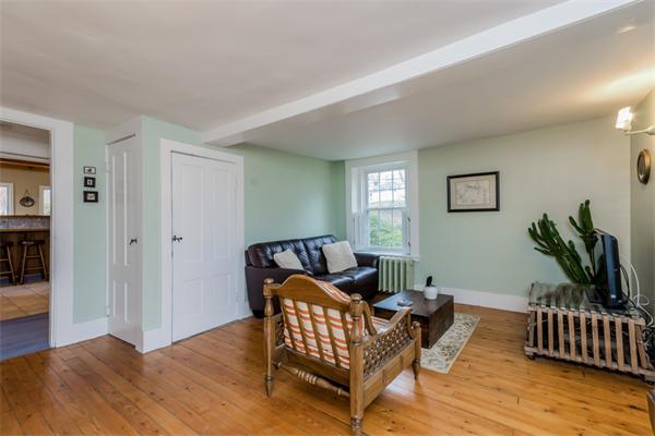 426 Washington Street, Unit 3 Gloucester, MA 01930 - Photo 2 of 28