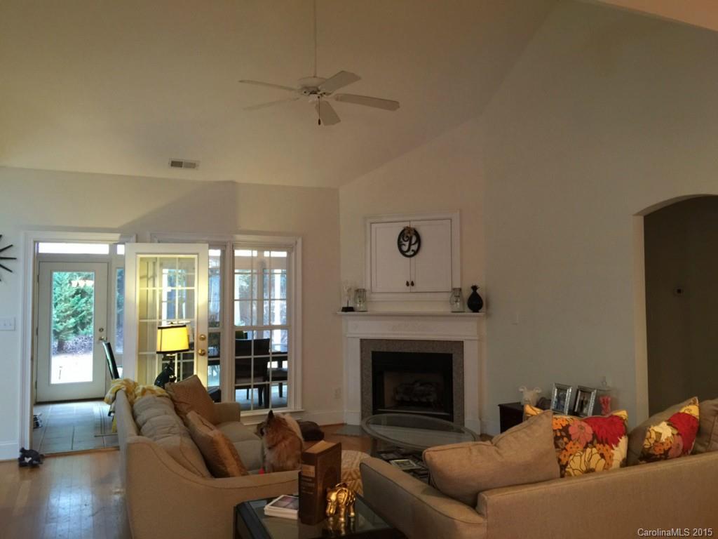 332 Magnolia Street Davidson, NC 28036 - Photo 3 of 15