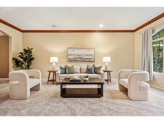 $649,000 | 10114 Southeast Clatsop Street, Portland, OR 97266