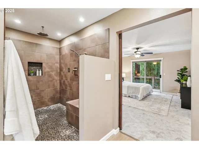 $649,000 | 10114 Southeast Clatsop Street, Portland, OR 97266