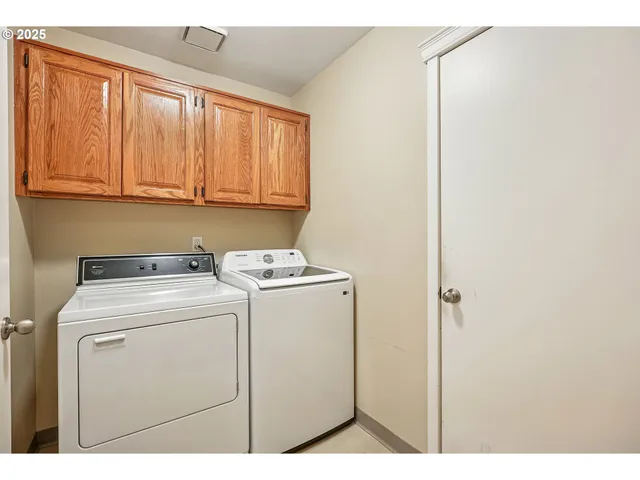 $649,000 | 10114 Southeast Clatsop Street, Portland, OR 97266