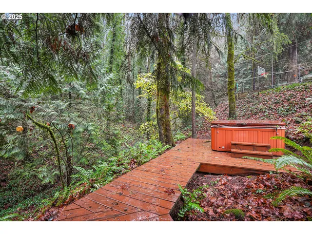 $649,000 | 10114 Southeast Clatsop Street, Portland, OR 97266