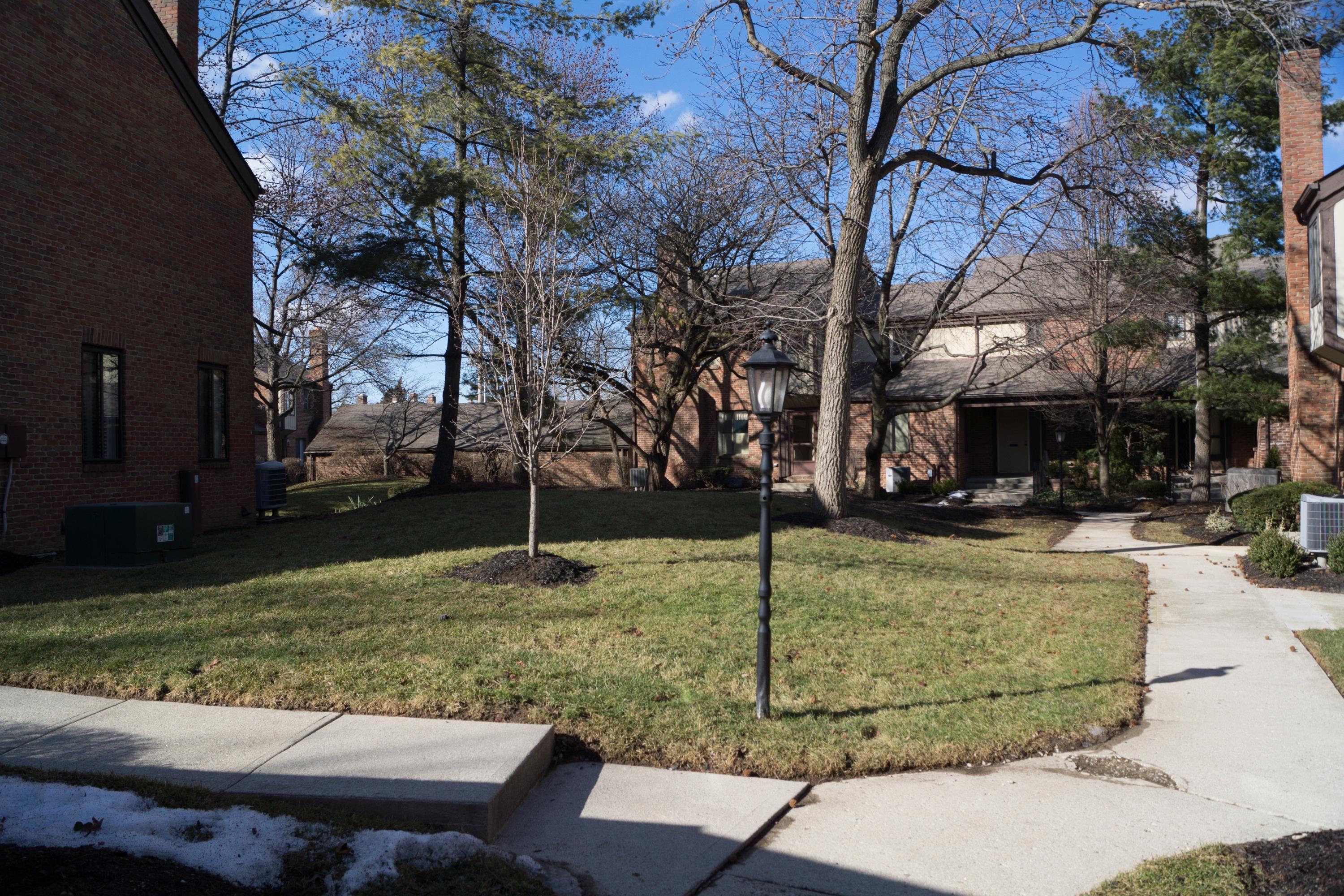 1850 Fishinger Road Columbus, OH 43221 - Photo 2 of 17