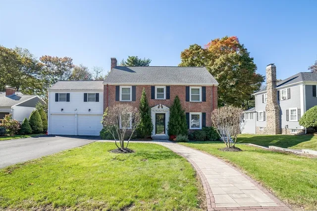 $849,900 | 119 Newton Avenue North, Worcester, MA 01609