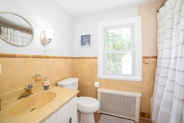 $849,900 | 119 Newton Avenue North, Worcester, MA 01609