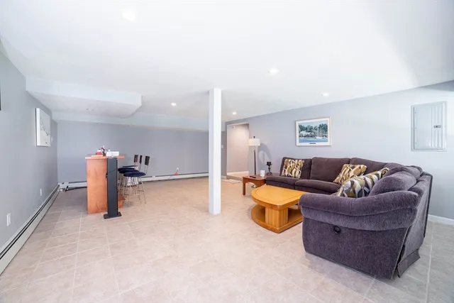 $849,900 | 119 Newton Avenue North, Worcester, MA 01609