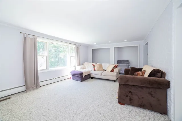 $849,900 | 119 Newton Avenue North, Worcester, MA 01609