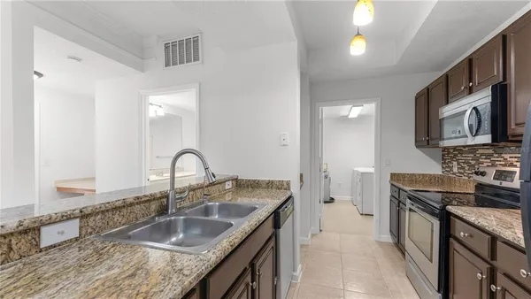 $1,850 | 12204 Wild Iris Way, Unit 103, Orlando, FL 32837