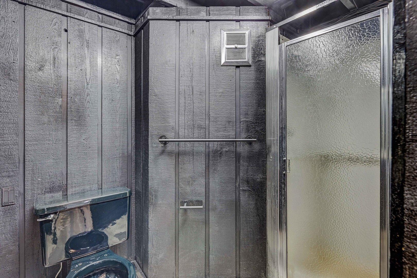 7001 Meadow Lane Road Long Grove, IL 60060 - Photo 39 of 48 a bathroom with a shower