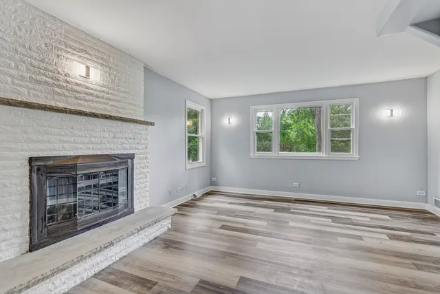 $599,000 | 7001 Meadow Lane Road, Long Grove, IL 60060