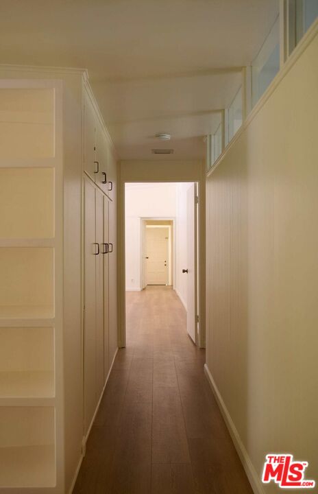 603 Hightree Road Los Angeles, CA 90402 - Photo 10 of 22