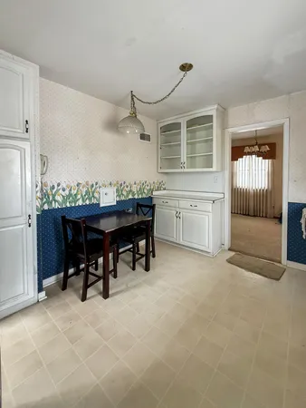 $199,900 | 1913 6th Avenue Northeast, Austin, MN 55912