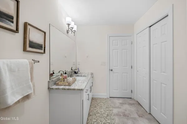 $729,900 | 10 Basswood Court, Ballston, NY 12019