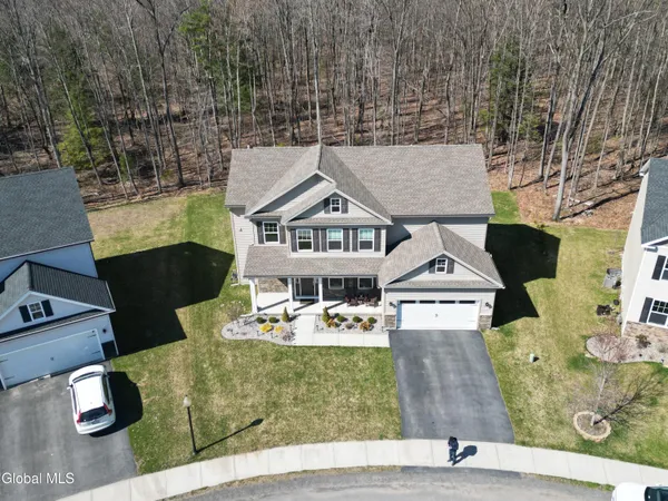 $729,900 | 10 Basswood Court, Ballston, NY 12019