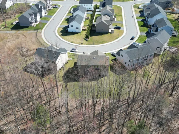 $729,900 | 10 Basswood Court, Ballston, NY 12019