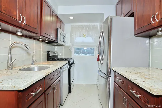 $127,000 | 20 Main Street, Unit 39, Garnerville, NY 10923