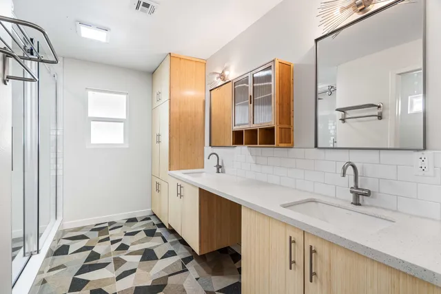 $395,000 | 117 Aliso Drive, Palm Springs, CA 92264