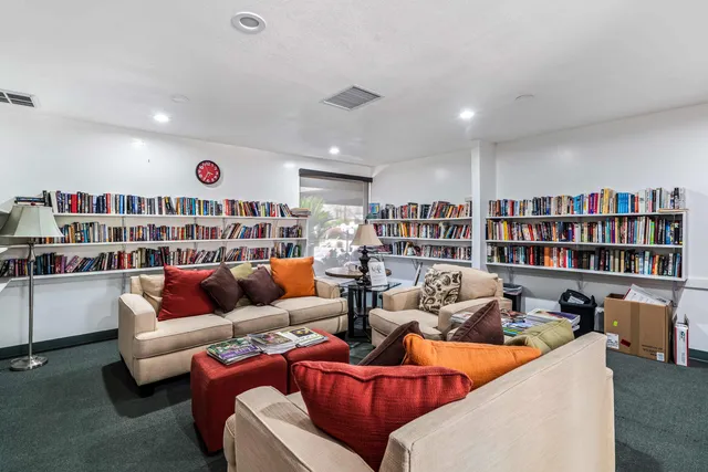 $395,000 | 117 Aliso Drive, Palm Springs, CA 92264