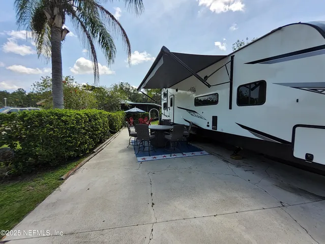 $120,000 | 1074 Front Street, Unit 50B, Welaka, FL 32193